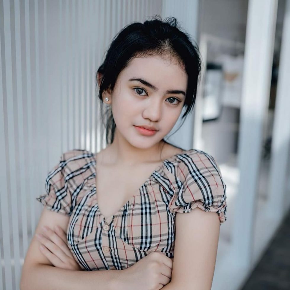 Pijat Panggilan Cikampek 24 Jam Hub Terapis Cantik 08112609300