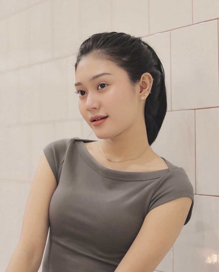 "massage cengkareng"